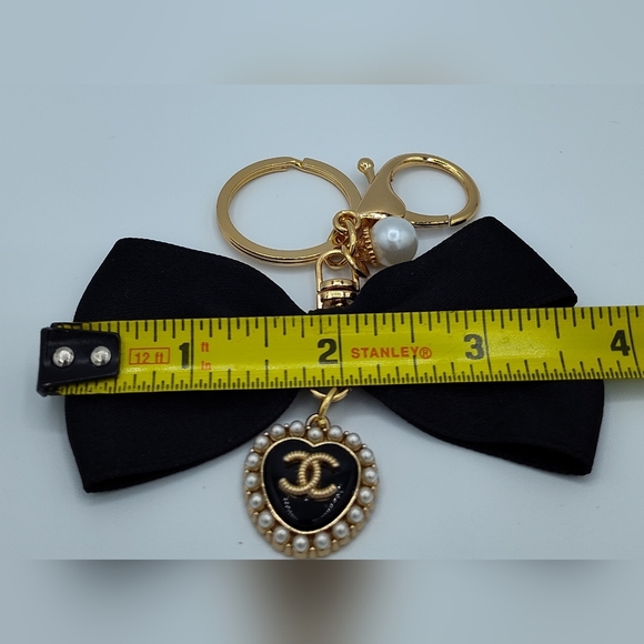 CHANEL Black Pearl Authentic Upcycled Heart Charm Bow Bag Charm Keychain - Picture 5 of 6
